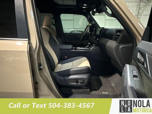 Used 2026 Lexus GX 550 AWD/4WD image 41
