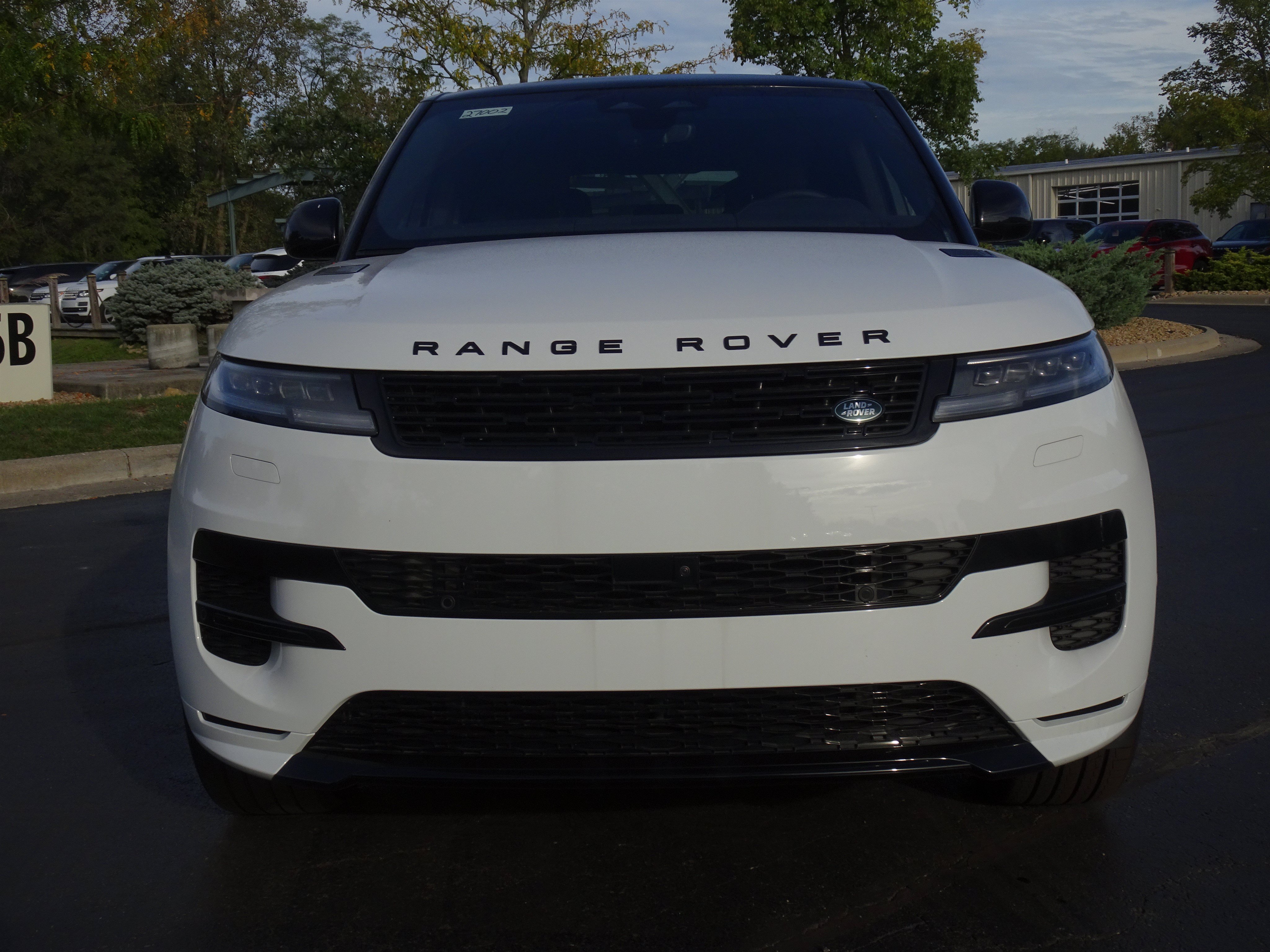New 2027 Land Rover Range Rover Sport Dynamic SE AWD/4WD image 12