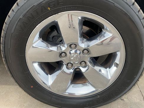 Used 2015 RAM 1500 Lone Star AWD/4WD image 11