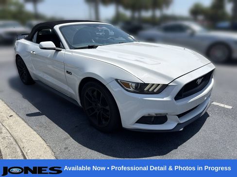 Used 2017 Ford Mustang GT Premium RWD image 1