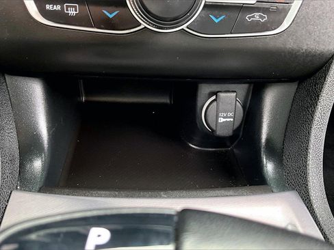 Used 2022 Dodge Charger SXT w/ Blacktop Package image 24