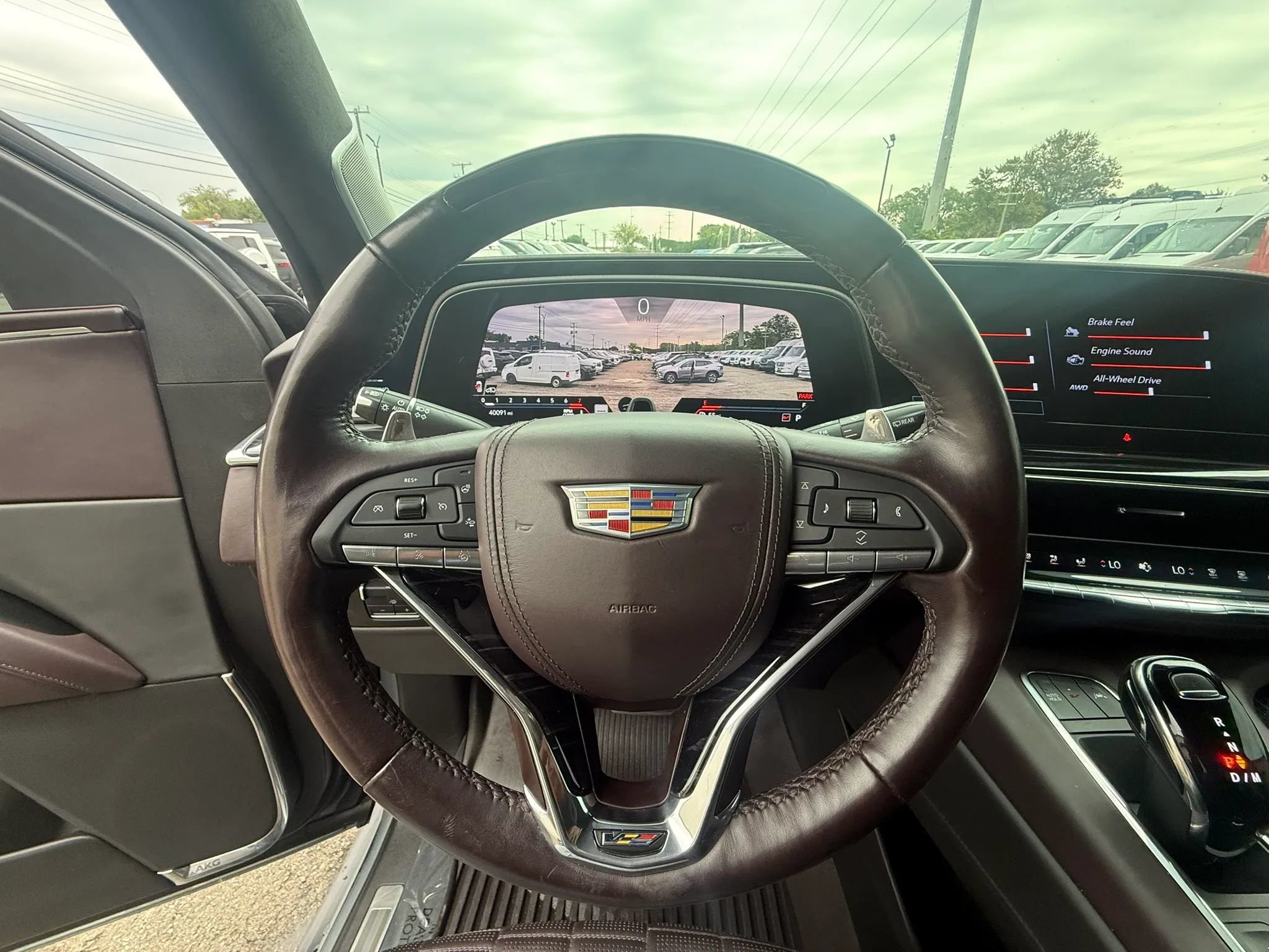 Used 2023 Cadillac Escalade V AWD/4WD image 19