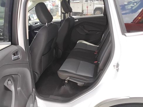 Used 2019 Ford Escape SE image 8