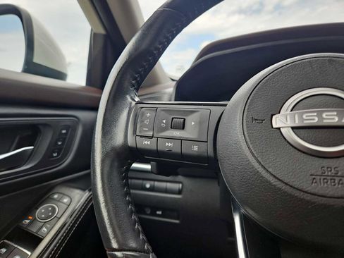 Used 2023 Nissan Rogue SL AWD/4WD image 47