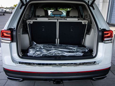 New 2026 Volkswagen Atlas SE FWD image 19