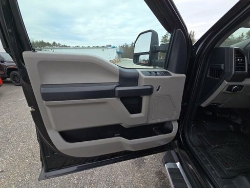 Used 2022 Ford F350 XL w/ STX Appearance Package image 19