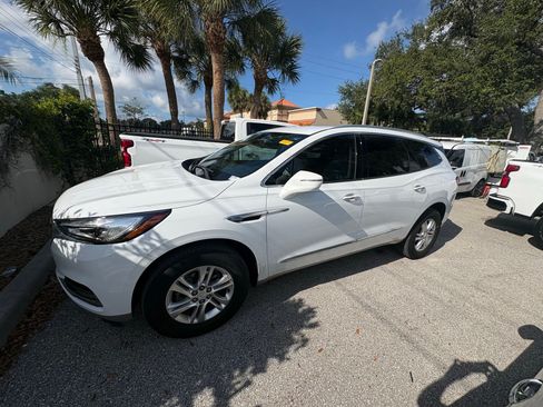 Used 2021 Buick Enclave Essence w/ Trailering Package, 5000 lbs. FWD image 4
