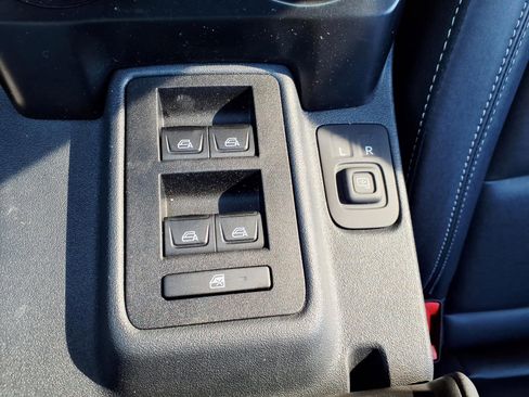 Certified 2025 Ford Bronco Badlands image 24