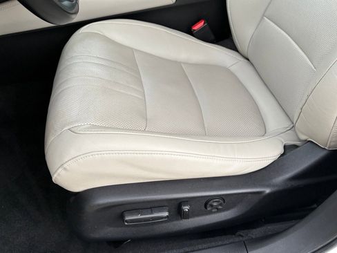 Used 2021 Honda Accord EX-L image 32