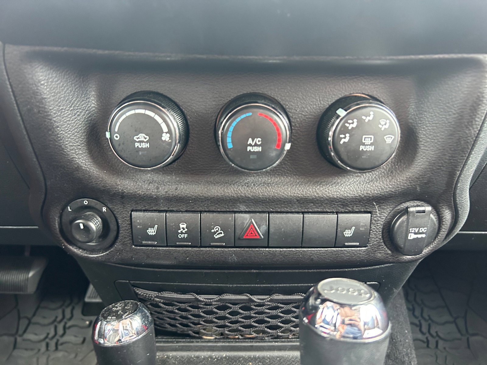 Used 2017 Jeep Wrangler Unlimited Sport w/ Quick Order Package 24S AWD/4WD image 19