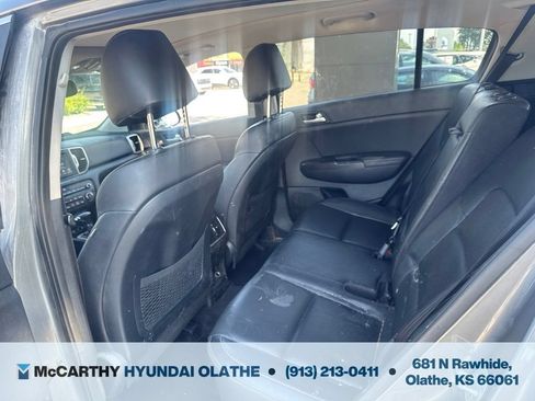 Used 2017 Kia Sportage EX w/ EX Technology Package FWD image 4