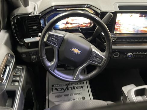 Used 2022 Chevrolet Silverado 1500 LT w/ LPO, Dark Essentials Package AWD/4WD image 3