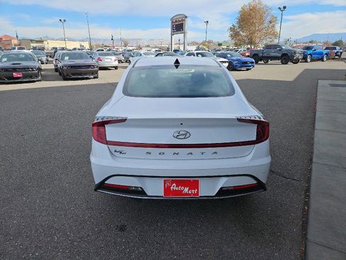 Used 2022 Hyundai Sonata SE image 4