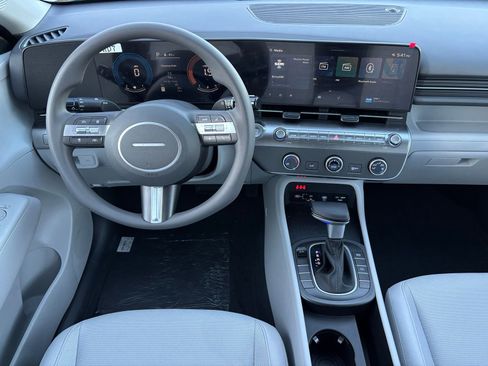 New 2026 Hyundai Kona SE FWD image 16