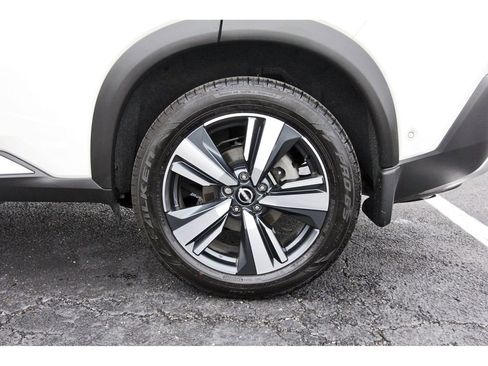 Used 2023 Nissan Rogue Platinum w/ Platinum Premium Package image 34