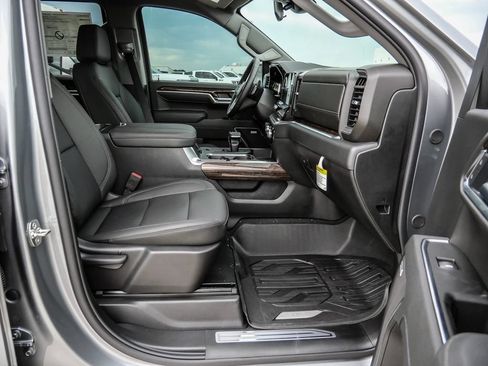 New 2026 GMC Sierra 1500 Elevation w/ Elevation Premium Package AWD/4WD image 13