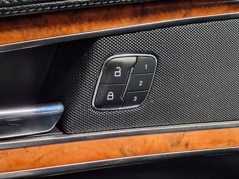 Used 2019 Lincoln Nautilus Reserve image 19