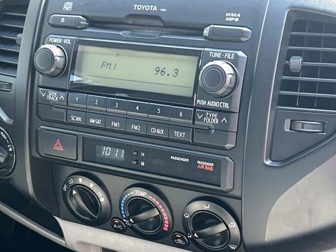 Used 2012 Toyota Tacoma 4x4 Access Cab w/ Convenience Pkg image 20