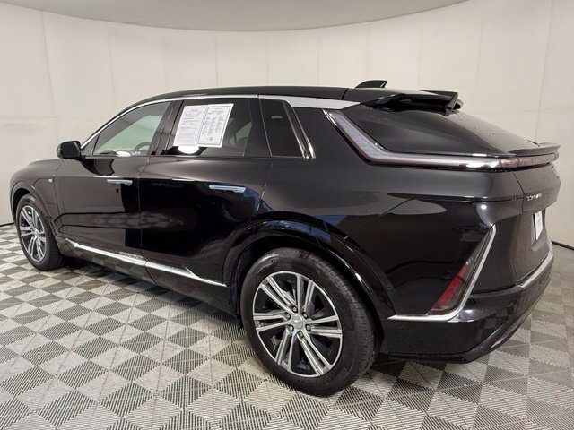 Certified 2024 Cadillac Lyriq Luxury AWD/4WD image 5