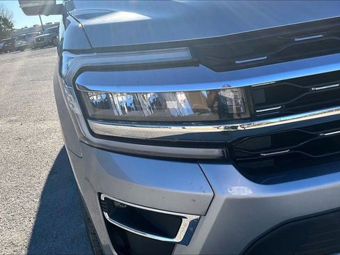 Used 2024 Ford Expedition Max Limited image 31