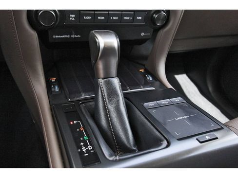 Used 2022 Lexus GX 460 Luxury w/ Off Road Package AWD/4WD image 32