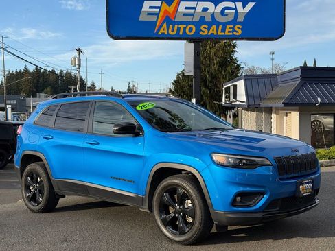 Used 2023 Jeep Cherokee Altitude Lux w/ Lux Elite Package AWD/4WD image 1
