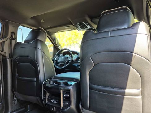 Used 2022 RAM 1500 Laramie w/ Sport Appearance Package image 16