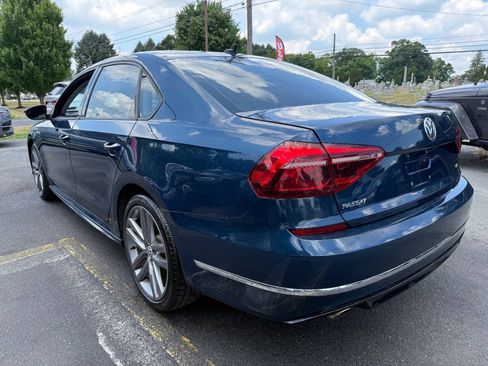 Used 2018 Volkswagen Passat 2.0T R-Line FWD image 5
