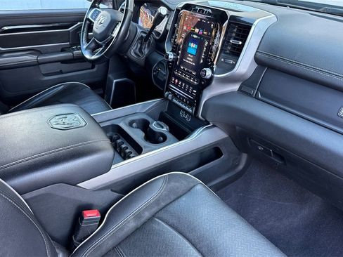 Used 2020 RAM 3500 Laramie w/ Night Edition image 15