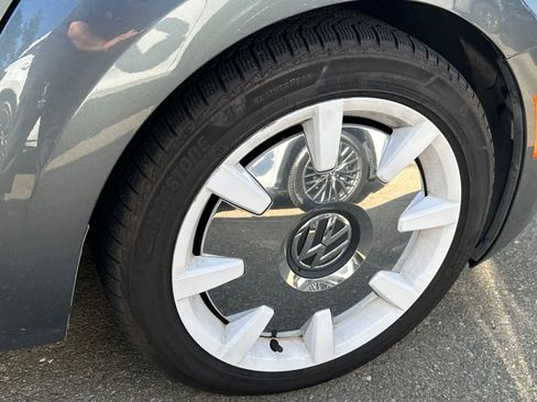 Used 2019 Volkswagen Beetle 2.0T Final Edition SEL FWD image 12