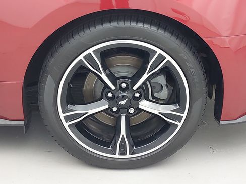 Used 2016 Ford Mustang GT Premium w/ Equipment Group 401A RWD image 34