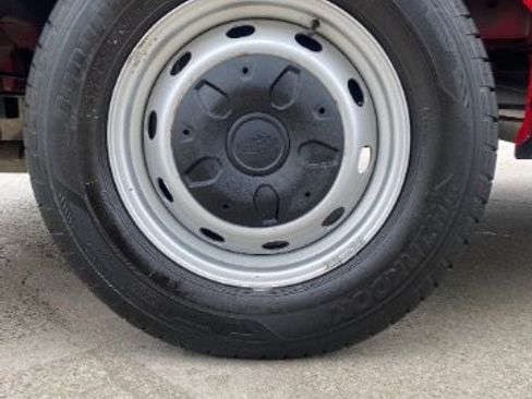 Used 2018 Ford Transit 150 XL image 26