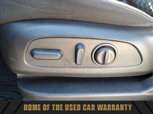 Certified 2023 Chevrolet Equinox LT FWD image 17