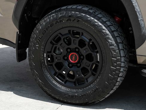 Used 2025 Toyota Sequoia TRD Pro AWD/4WD image 59