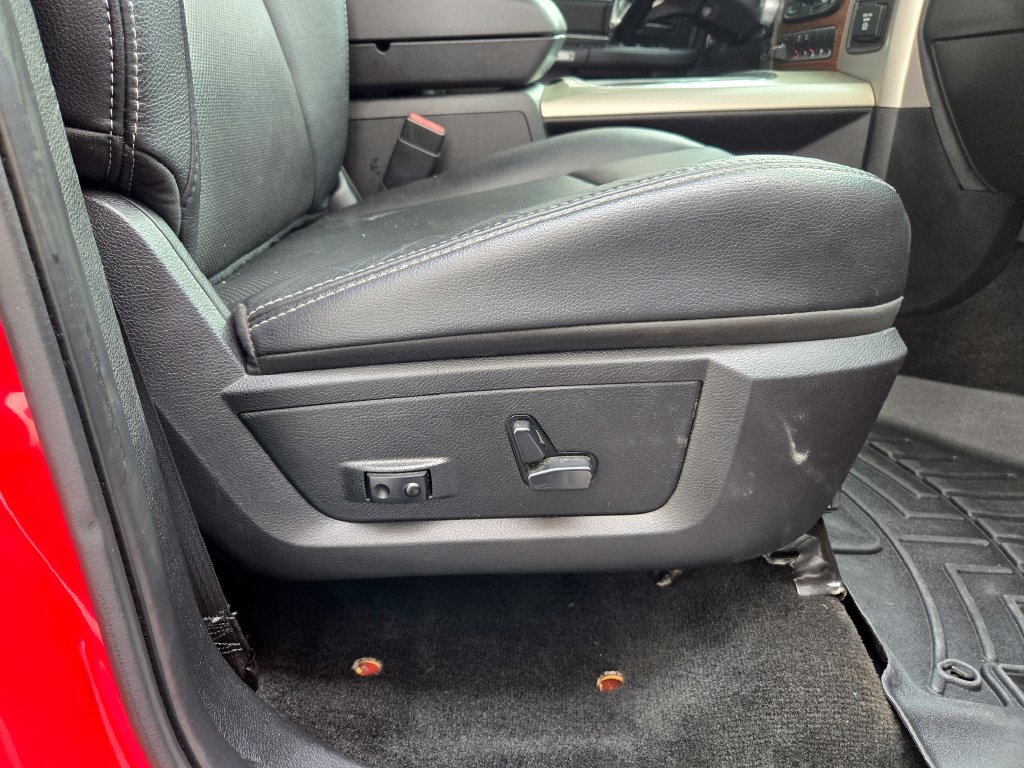 Used 2015 RAM 1500 Laramie w/ Convenience Group AWD/4WD image 36