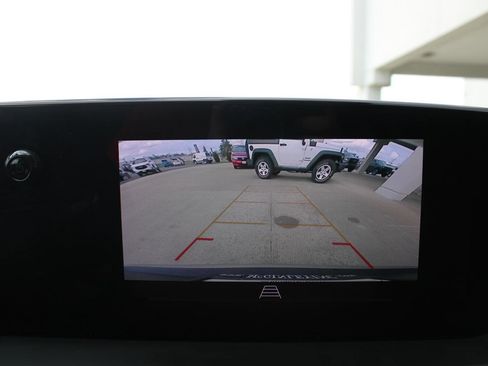 Used 2025 Buick Encore GX Preferred image 18