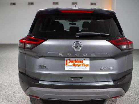 Used 2021 Nissan Rogue SV AWD/4WD image 8