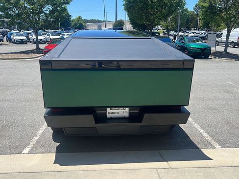 Used 2025 Tesla Cybertruck AWD Crew Cab image 4