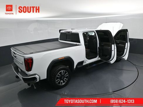 Used 2022 GMC Sierra 2500 AT4 w/ AT4 Premium Plus Package AWD/4WD image 58