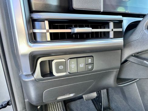 Used 2024 Hyundai Santa Fe XRT image 17