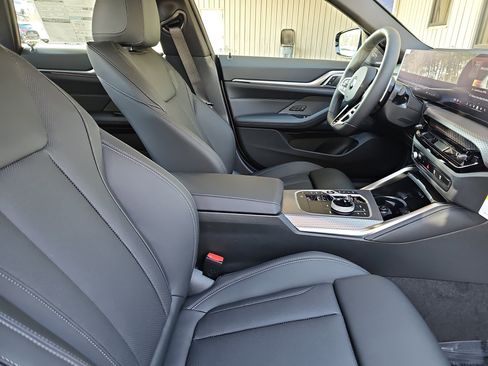 New 2026 BMW 430i w/ M Sport Package RWD image 10