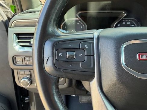 Used 2021 GMC Yukon XL SLT AWD/4WD image 27