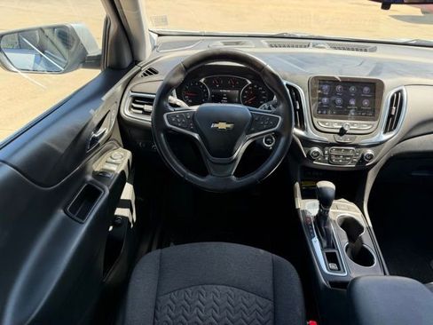 Used 2022 Chevrolet Equinox LT image 10