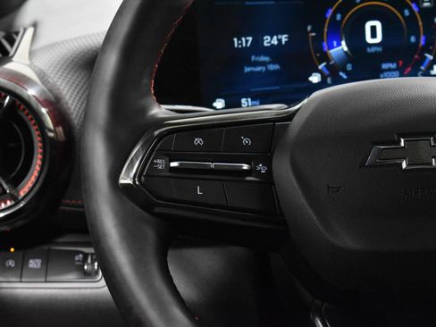 Used 2025 Chevrolet Equinox RS w/ Safety and Technology Package image 7