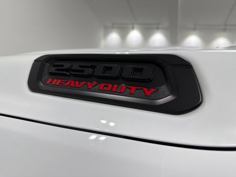 Used 2023 RAM 2500 Big Horn w/ Night Edition AWD/4WD image 14