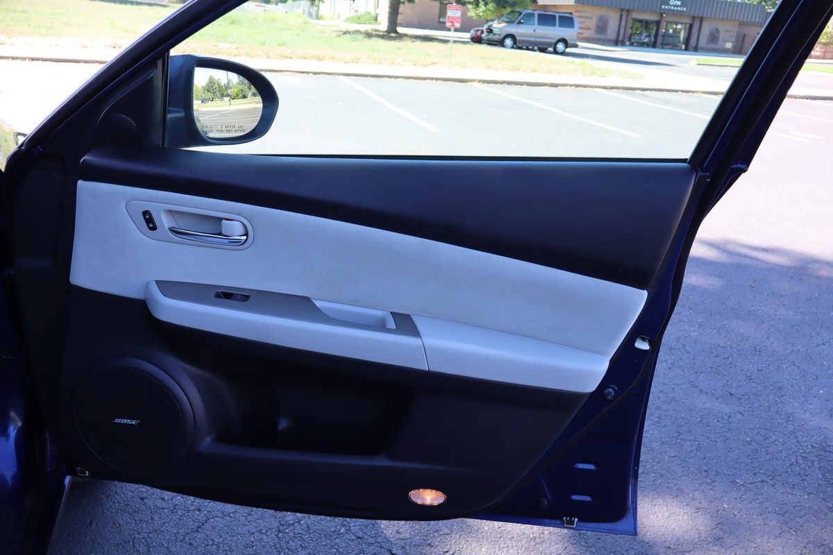 Used 2009 MAZDA MAZDA6 i Touring w/ Moonroof & Bose Pkg FWD image 26