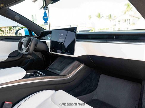 Used 2022 Tesla Model S Plaid image 24