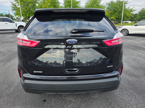 Used 2024 Ford Edge SE AWD/4WD image 4