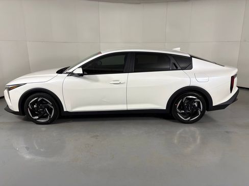 New 2026 Kia K4 EX image 5