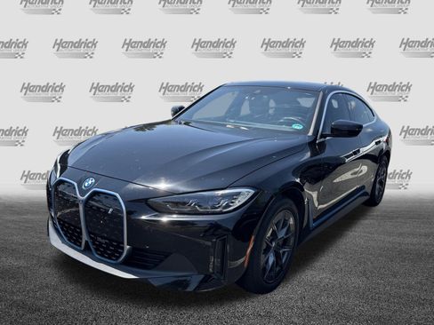 Used 2023 BMW i4 eDrive35 RWD image 9
